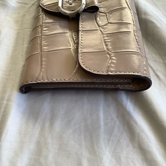 Coach Morgan Slim Wallet - Picture 5 of 7